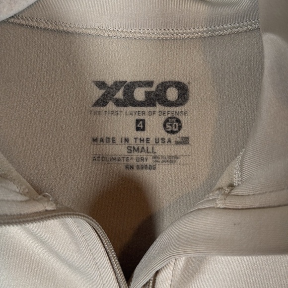 XGO Cream UPF 50 1/4 Zip Activewear Base Layer Size Small - Picture 3 of 6